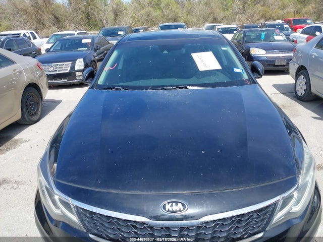 5XXGT4L32KG372153 KIA Optima S