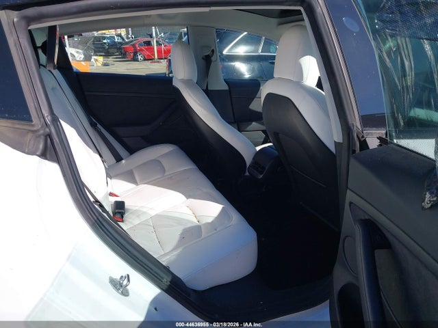 Продаж на аукціоні авто 2021 Tesla Model 3 Long Range Dual Motor All-wheel Drive, vin: 5YJ3E1EB6MF004303, номер лоту: 44636955