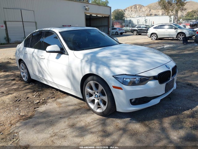 44636989 :رقم المزاد ، WBA3B1G52FNT05314 vin ، 2015 Bmw 320i مزاد بيع