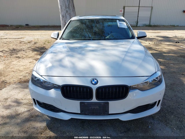 44636989 :رقم المزاد ، WBA3B1G52FNT05314 vin ، 2015 Bmw 320i مزاد بيع