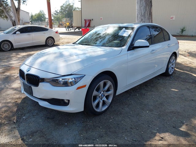 44636989 :رقم المزاد ، WBA3B1G52FNT05314 vin ، 2015 Bmw 320i مزاد بيع