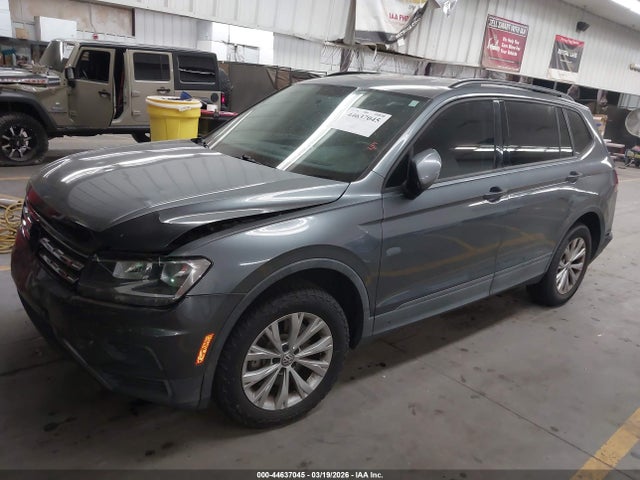 44637045 :رقم المزاد ، 3VV1B7AX0JM052358 vin ، 2018 Volkswagen Tiguan 2.0t S مزاد بيع