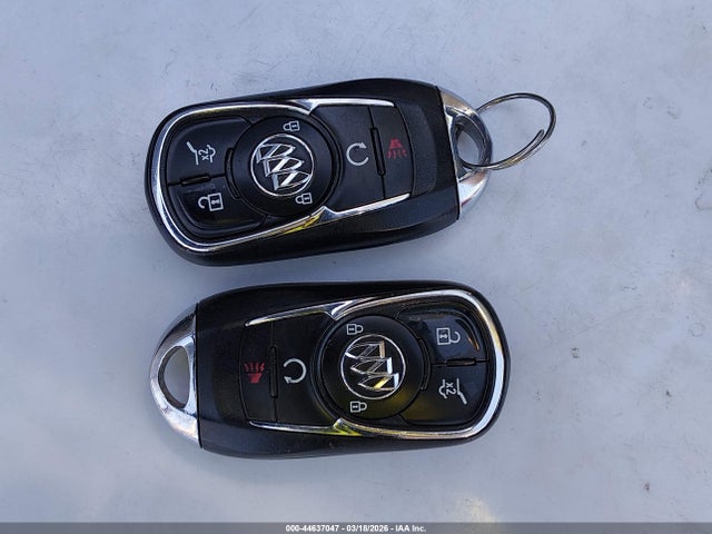 Buick Enclave Essence 2018 5GAEVAKW8JJ247133 Image 11