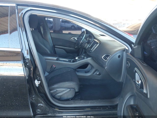 Aukcja sprzedaży 2015 Chrysler 200 Limited, vin: 1C3CCCAB0FN698213, numer aukcji: 44637073