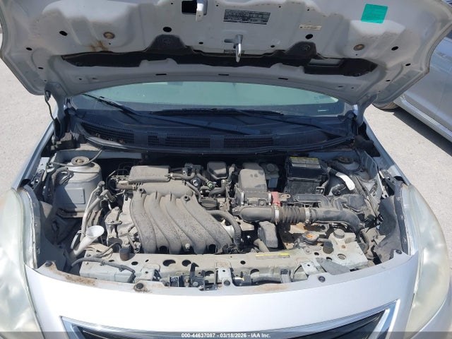 3N1CN7AP6EL801533 Nissan Versa 1.6 Sv