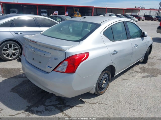 3N1CN7AP6EL801533 Nissan Versa 1.6 Sv