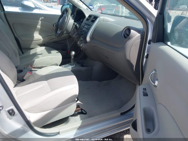 3N1CN7AP6EL801533 Nissan Versa 1.6 Sv