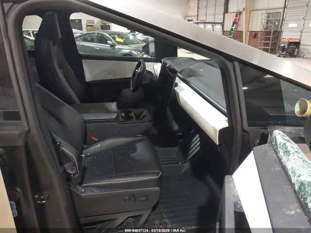 2024 Tesla Cybertruck მანქანა იყიდება აუქციონზე, vin: 7G2CEHED2RA007243, აუქციონის ნომერი: 44637124