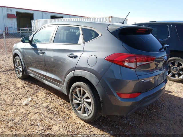 2016 HYUNDAI TUCSON KM8J23A43GU160387 Photo 2