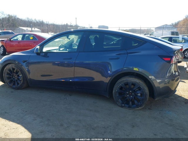 44637149 :رقم المزاد ، 5YJYGAEE1MF287655 vin ، 2021 Tesla Model Y Long Range Dual Motor All-wheel Drive مزاد بيع
