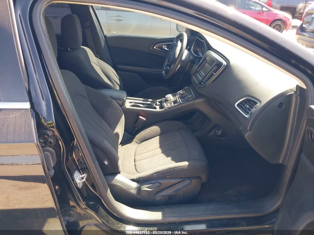 Продаж на аукціоні авто 2015 Chrysler 200 Limited, vin: 1C3CCCAB1FN671781, номер лоту: 44637152