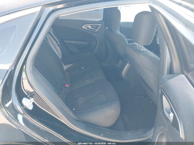 Продаж на аукціоні авто 2015 Chrysler 200 Limited, vin: 1C3CCCAB1FN671781, номер лоту: 44637152