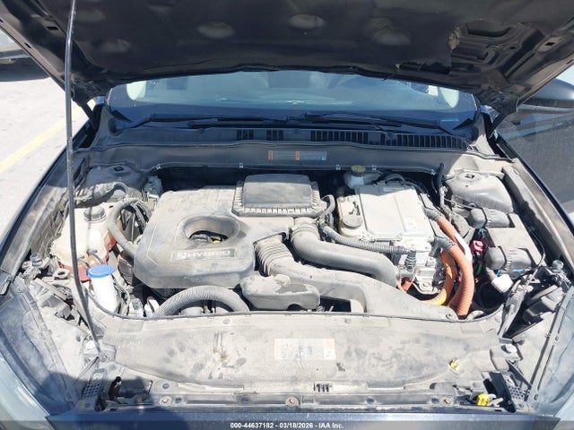 3FA6P0UU7JR235926 Ford Fusion Hybrid S