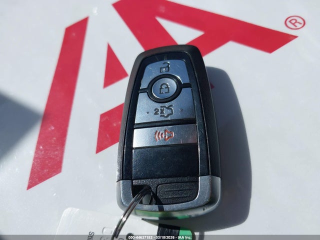 3FA6P0UU7JR235926 Ford Fusion Hybrid S