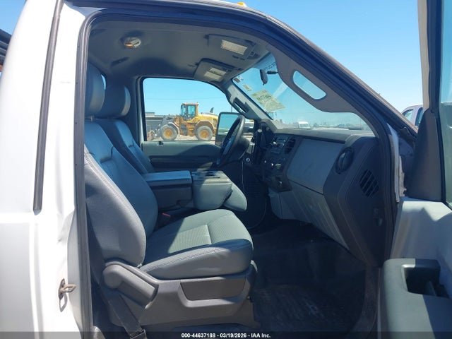 1FDTF4GT0GEC58434 Ford F-450 Chassis Xl