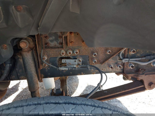 Ford F-650 Diesel Kick-up Frame 2017 1FDNF6ECXHDB00911 Image 15