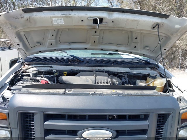 1FTNE1EW8EDA51305 Ford E-150 Commercial
