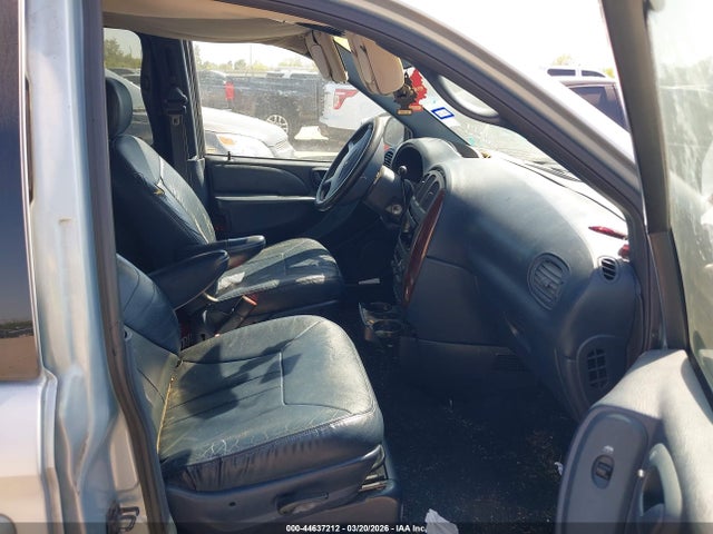 2001 Chrysler Town & Country Lxi მანქანა იყიდება აუქციონზე, vin: 2C8GP54L31R331219, აუქციონის ნომერი: 44637212