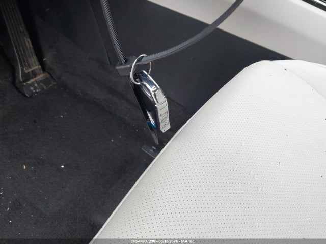 Продажа на аукционе авто 2025 Kia Sportage Hybrid Ex, vin: KNDPVCDGXS7252373, номер лота: 44637238