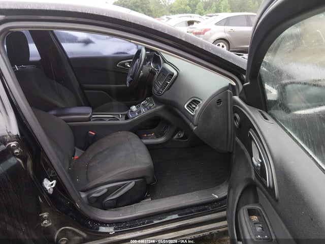 Продаж на аукціоні авто 2015 Chrysler 200 Limited, vin: 1C3CCCAB1FN684871, номер лоту: 44637246