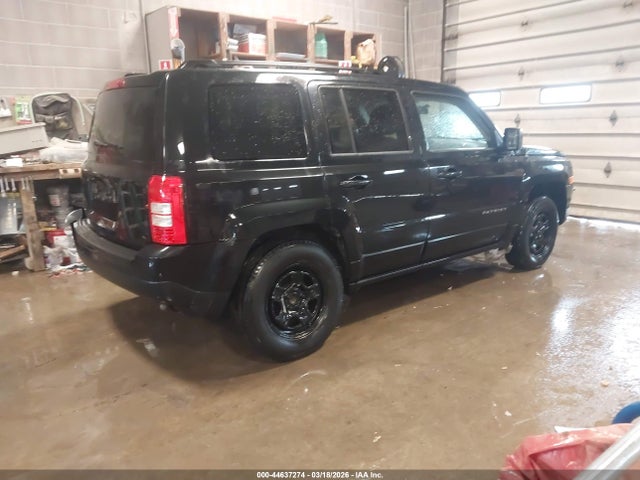 2011 JEEP PATRIOT 1J4NT1GB4BD170362 Photo 3