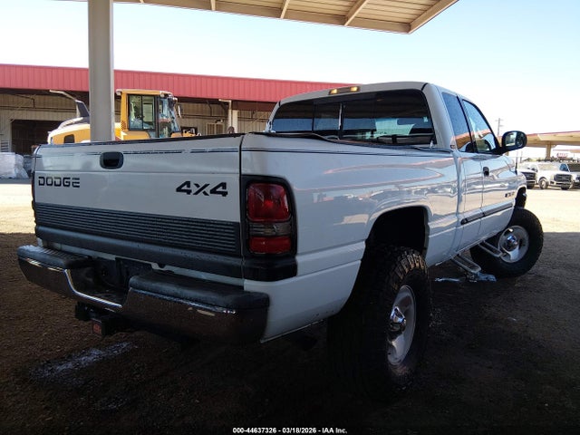 Продажа на аукционе авто 2000 Dodge Ram 1500 St, vin: 3B7HF13Z4YM200504, номер лота: 44637326
