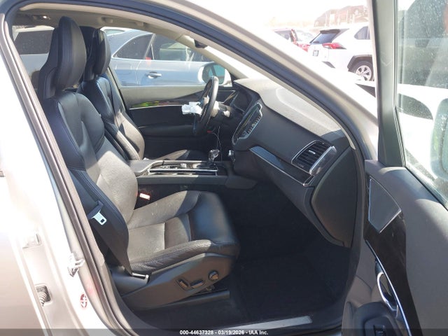 2018 VOLVO XC90 YV4A22PK8J1201168 Photo 4