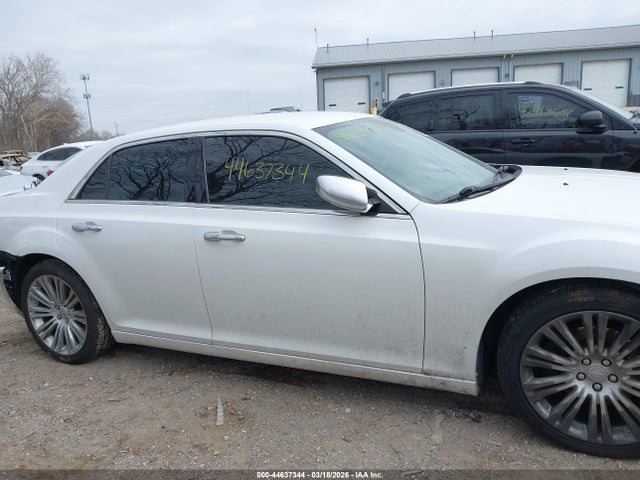 44637344 :رقم المزاد ، 2C3CCAPT1CH313184 vin ، 2012 Chrysler 300c Luxury Series مزاد بيع