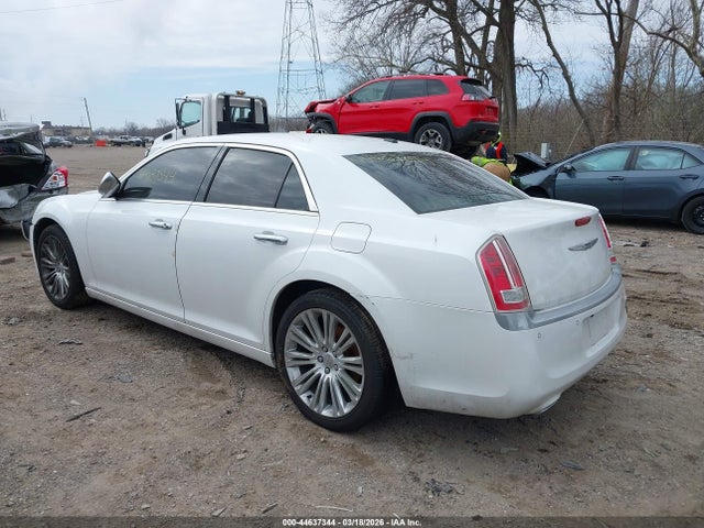 44637344 :رقم المزاد ، 2C3CCAPT1CH313184 vin ، 2012 Chrysler 300c Luxury Series مزاد بيع