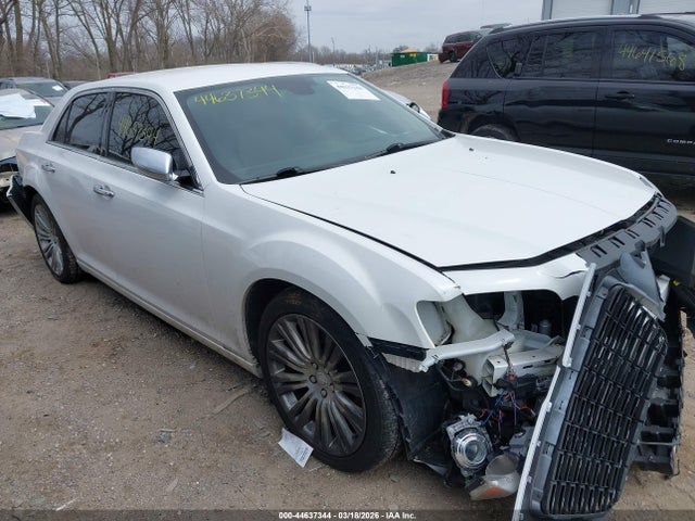 44637344 :رقم المزاد ، 2C3CCAPT1CH313184 vin ، 2012 Chrysler 300c Luxury Series مزاد بيع