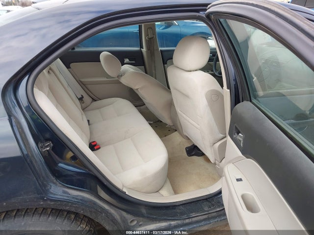 44637411 :رقم المزاد ، 3FAHP07ZX8R186599 vin ، 2008 Ford Fusion Se مزاد بيع