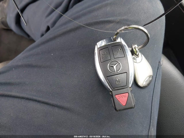 Продаж на аукціоні авто 2012 Mercedes-benz C 250 Sport, vin: WDDGF4HB1CA599604, номер лоту: 44637412