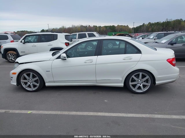 Продаж на аукціоні авто 2012 Mercedes-benz C 250 Sport, vin: WDDGF4HB1CA599604, номер лоту: 44637412