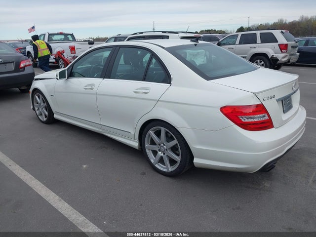 Продаж на аукціоні авто 2012 Mercedes-benz C 250 Sport, vin: WDDGF4HB1CA599604, номер лоту: 44637412
