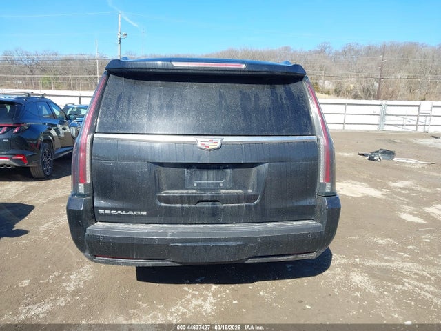 2017 Cadillac Escalade Esv მანქანა იყიდება აუქციონზე, vin: 1GYS4GKJ4HR164381, აუქციონის ნომერი: 44637427