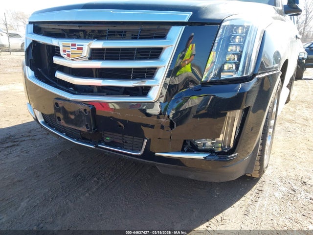 2017 Cadillac Escalade Esv მანქანა იყიდება აუქციონზე, vin: 1GYS4GKJ4HR164381, აუქციონის ნომერი: 44637427