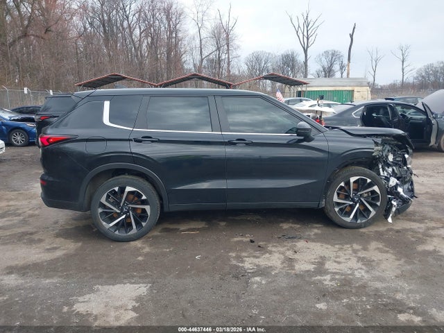 Продаж на аукціоні авто 2022 Mitsubishi Outlander Es 2.5 S-awc, vin: JA4J4TA86NZ041325, номер лоту: 44637446