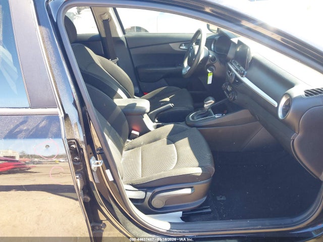 Продажа на аукционе авто 2019 Kia Forte Lxs, vin: 3KPF24AD5KE119573, номер лота: 44637487