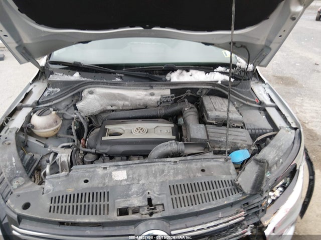 44637498 :رقم المزاد ، WVGBV7AXXCW558997 vin ، 2012 Volkswagen Tiguan S مزاد بيع