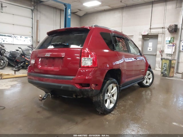 44637502 :رقم المزاد ، 1C4NJDBB3CD638068 vin ، 2012 Jeep Compass Sport مزاد بيع