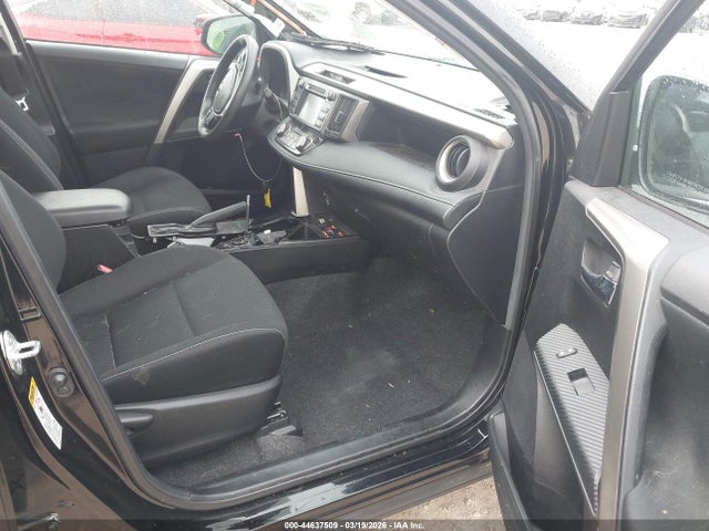 2015 TOYOTA RAV4 2T3RFREV6FW324721 Photo 4