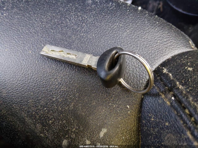 2013 MINI COOPER WMWZC5C50DWM16374 Photo 10