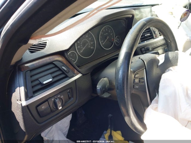 44637517 :رقم المزاد ، WBA3N5C56EF716275 vin ، 2014 Bmw 428i Xdrive مزاد بيع