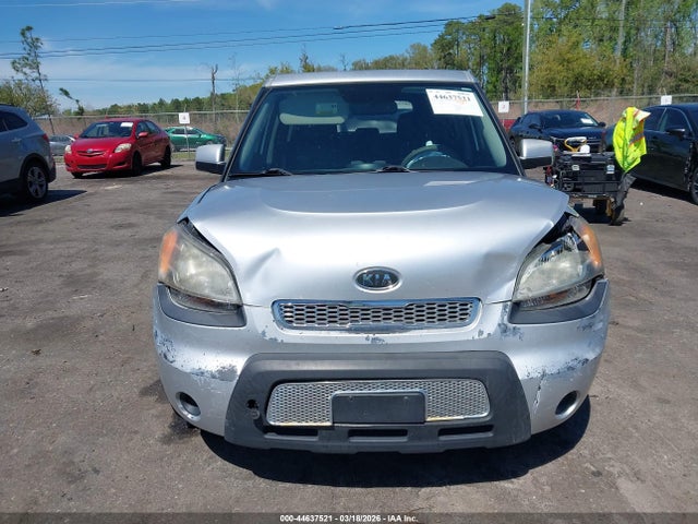 44637521 :رقم المزاد ، KNDJT2A25B7704776 vin ، 2011 Kia Soul + مزاد بيع