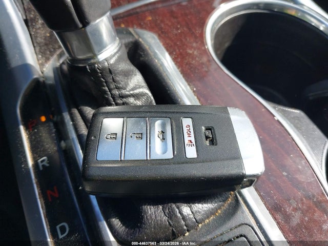 Продажа на аукционе авто 2017 Acura Tlx, vin: 19UUB1F31HA009204, номер лота: 44637563