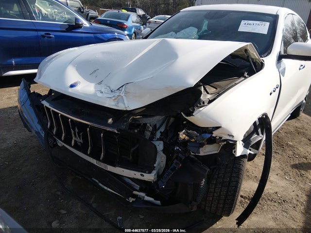 Aukcja sprzedaży 2017 Maserati Levante, vin: ZN661XUA2HX264275, numer aukcji: 44637577