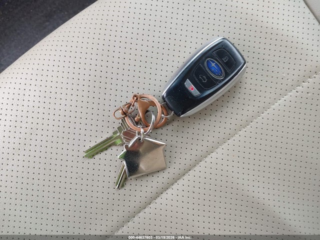 Продаж на аукціоні авто 2015 Subaru Outback 2.5i Limited, vin: 4S4BSBLC0F3231956, номер лоту: 44637603