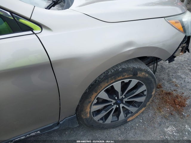 Продаж на аукціоні авто 2015 Subaru Outback 2.5i Limited, vin: 4S4BSBLC0F3231956, номер лоту: 44637603