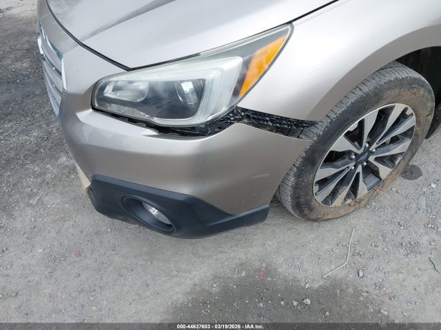 Продаж на аукціоні авто 2015 Subaru Outback 2.5i Limited, vin: 4S4BSBLC0F3231956, номер лоту: 44637603