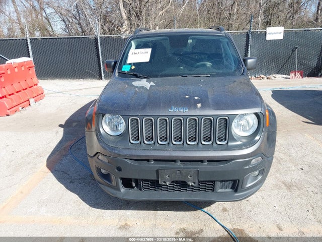 Продаж на аукціоні авто 2018 Jeep Renegade Latitude 4x4, vin: ZACCJBBB7JPH98299, номер лоту: 44637608